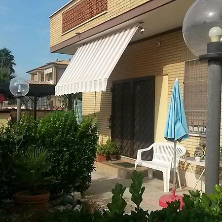 B&B Si Sta Bene Остия Антика Екстериор снимка